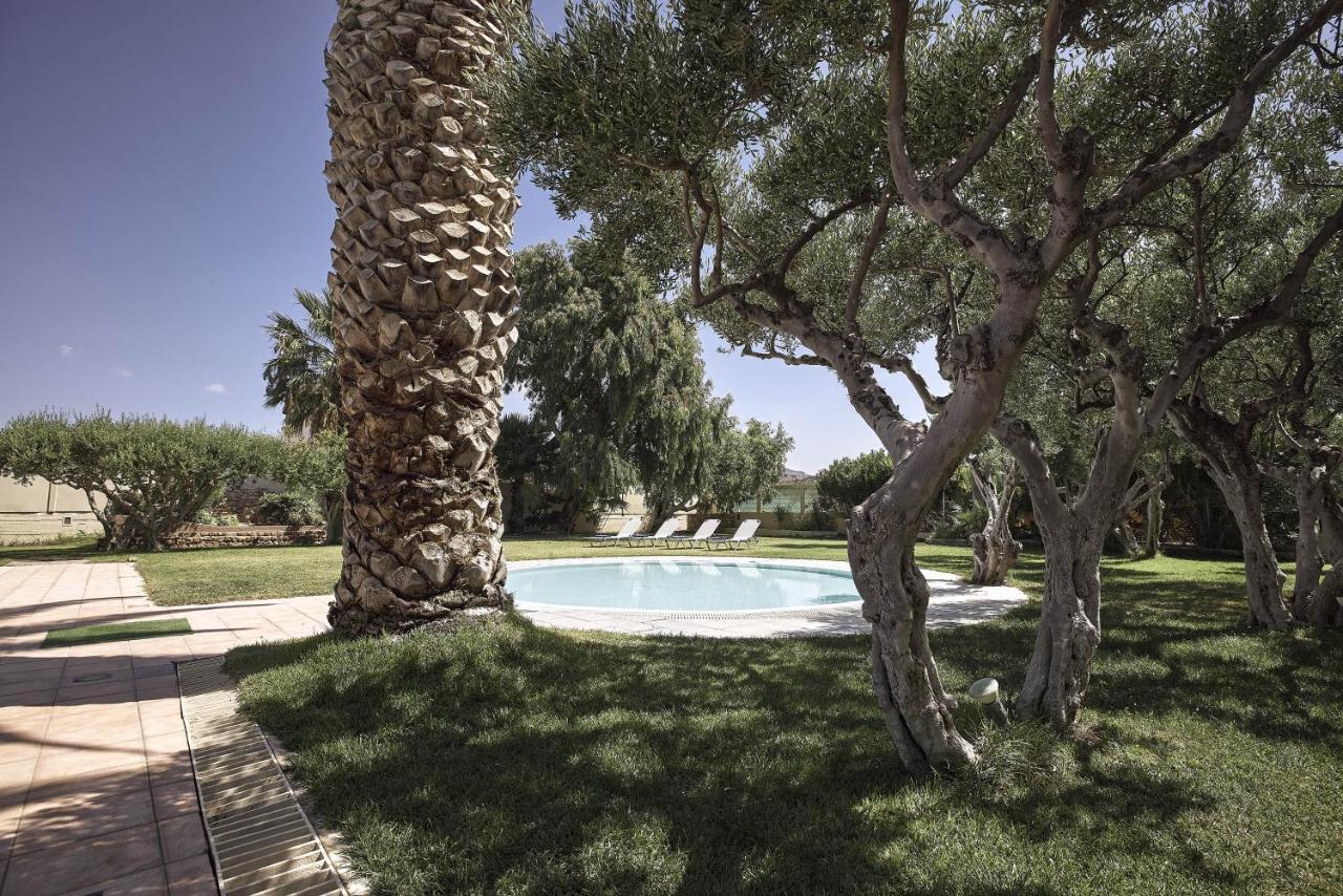 Tylissos Beach Hotel - Adults Only Ierápetra Dış mekan fotoğraf