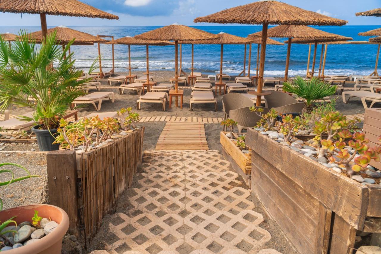 Tylissos Beach Hotel - Adults Only Ierápetra Dış mekan fotoğraf