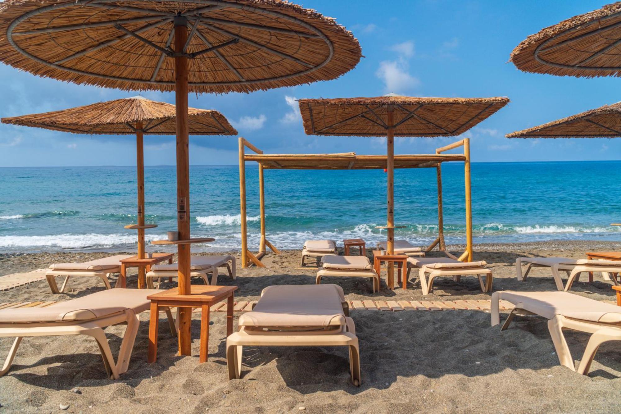 Tylissos Beach Hotel - Adults Only Ierápetra Dış mekan fotoğraf
